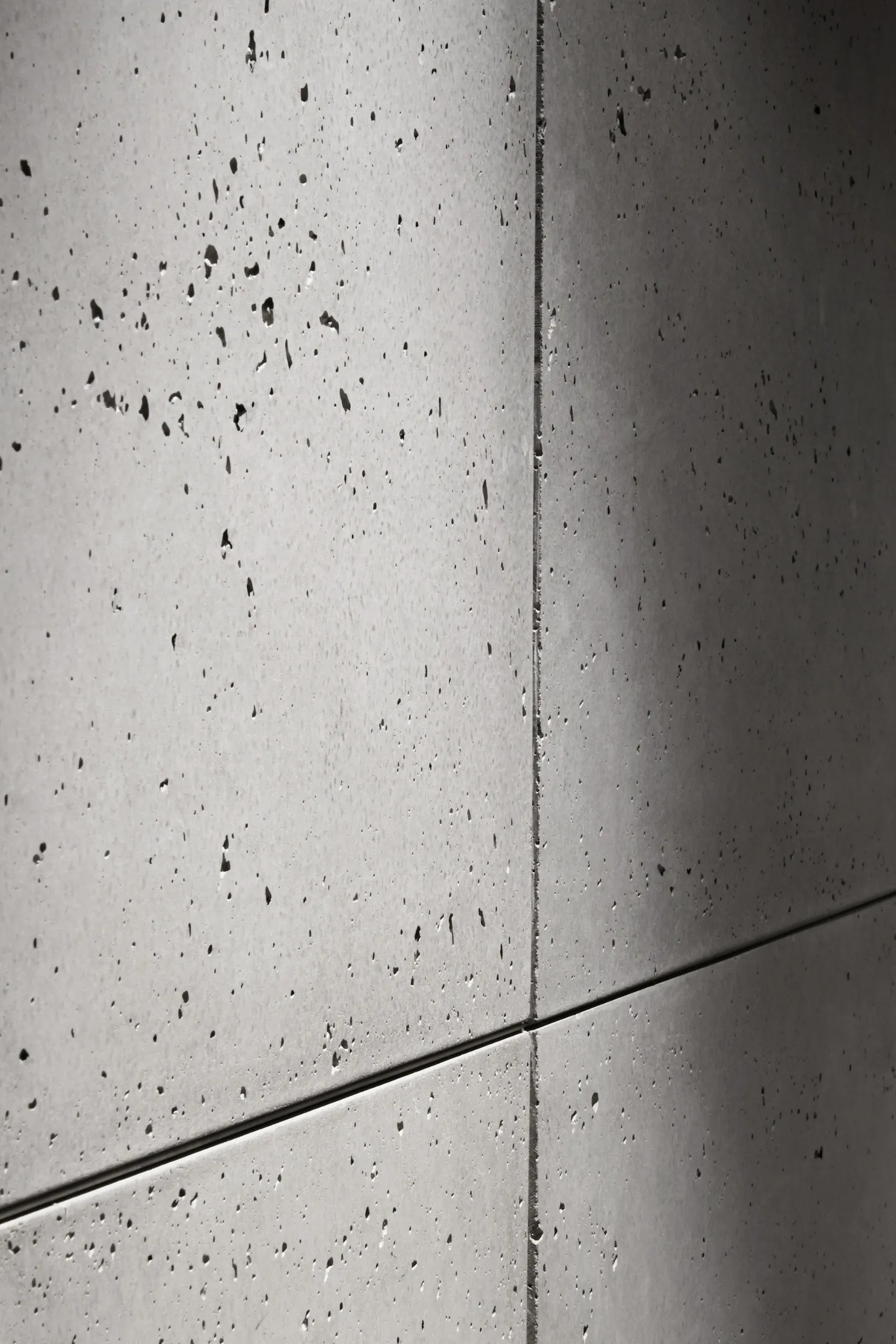 Panele z betonu architektonicznego na ścianę — salon z betonem ConcreAte