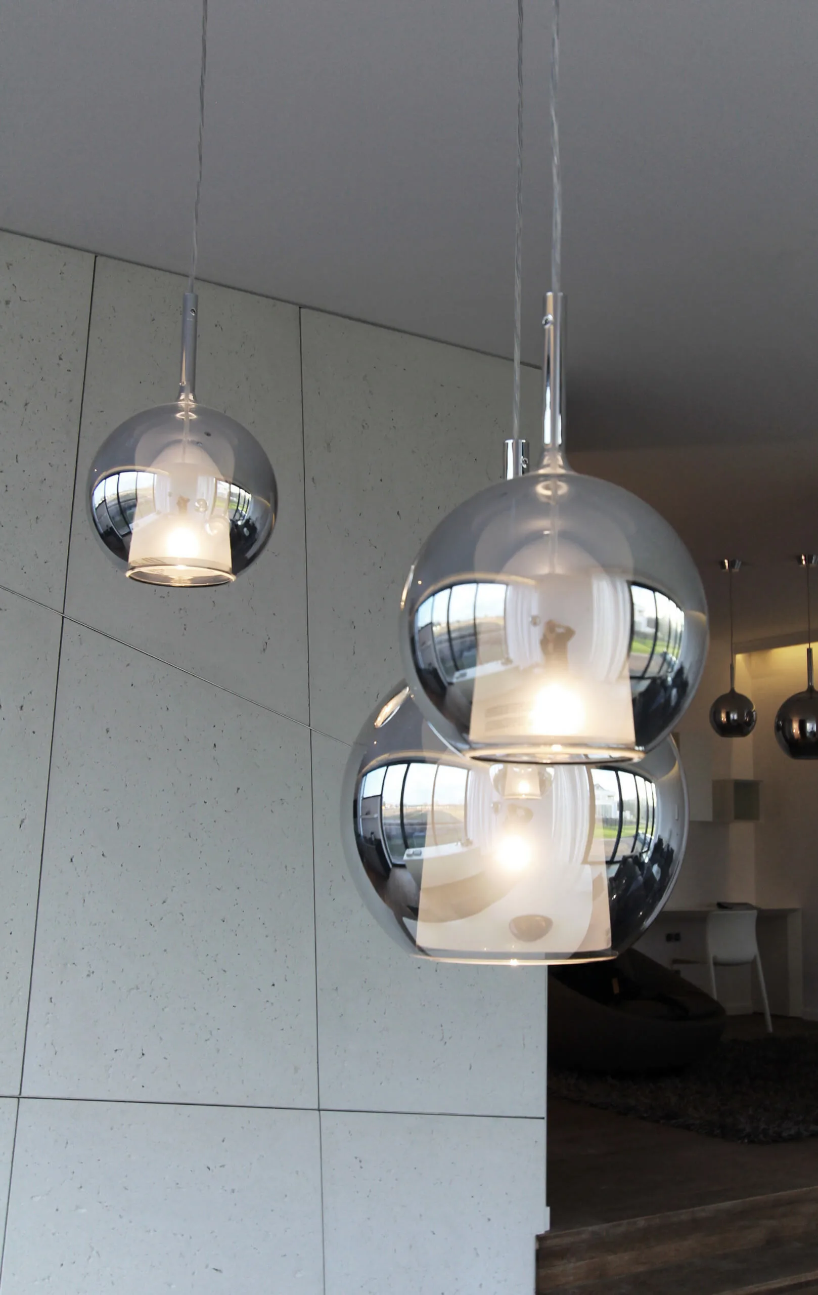 Płyty betonowe concreAte pure — hol Warszawa