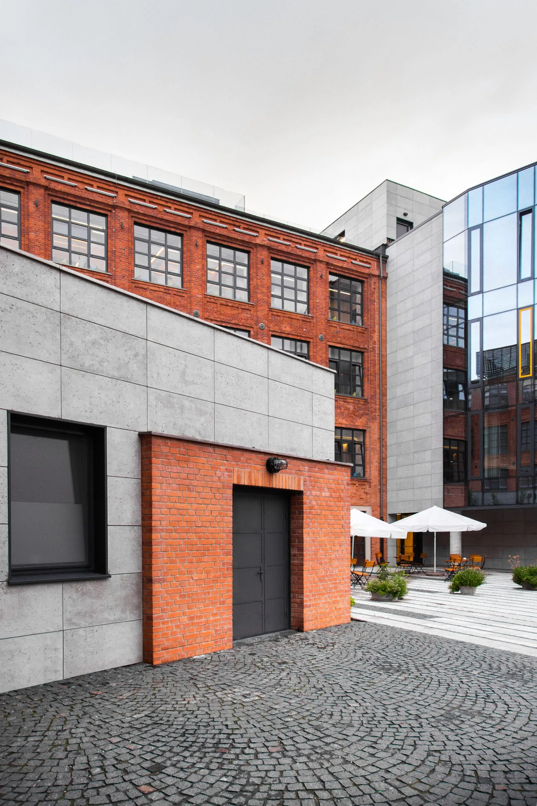 Beton dekoracyjny ConcreAte — realizacja Hotel & Spa Fabryka Wełny / Pabianice