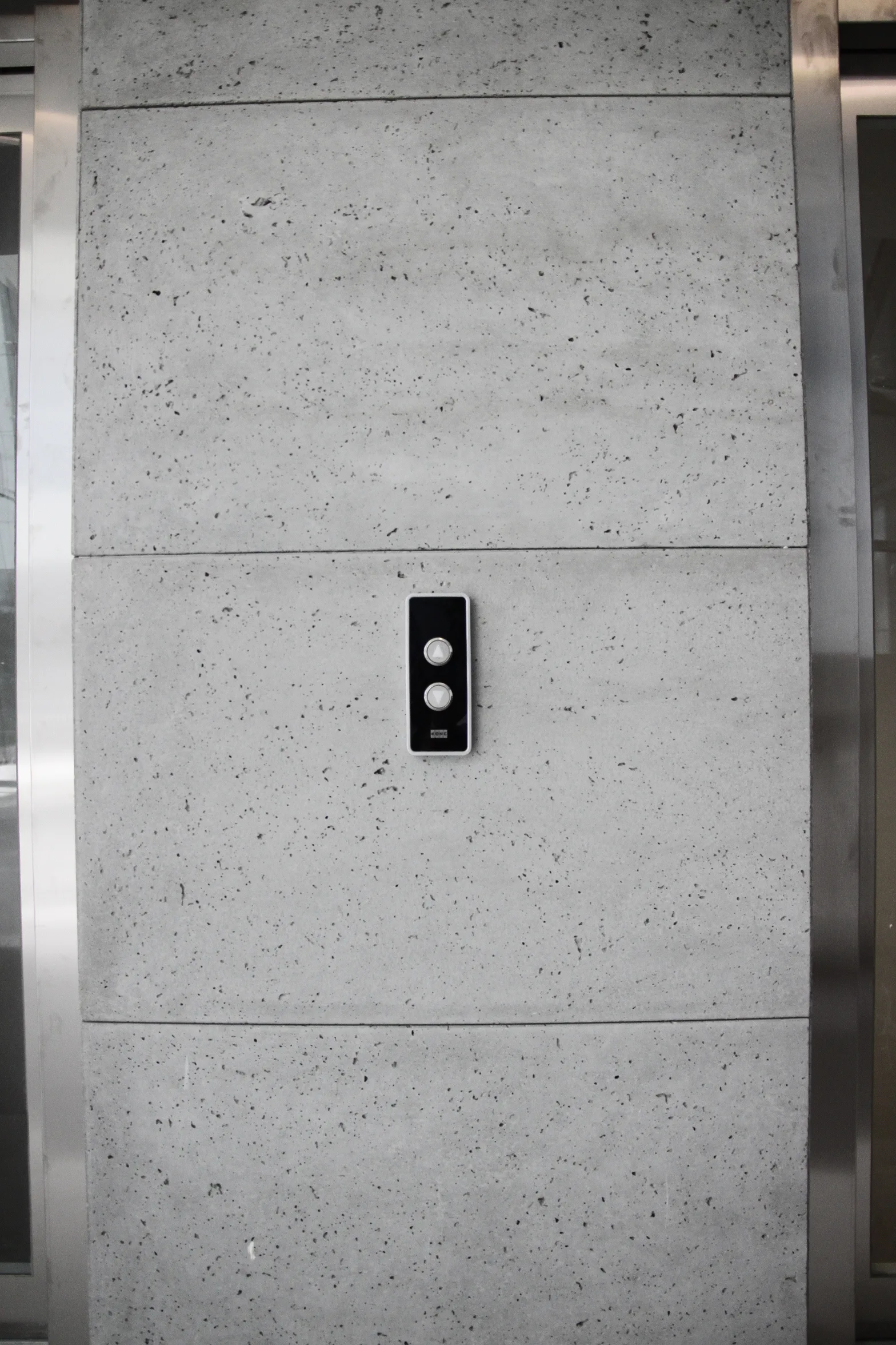 Beton architektoniczny — biuro Opera Office / Gdańsk